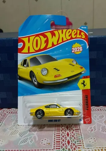 Hot Wheels Ferrari Dino 206 GT