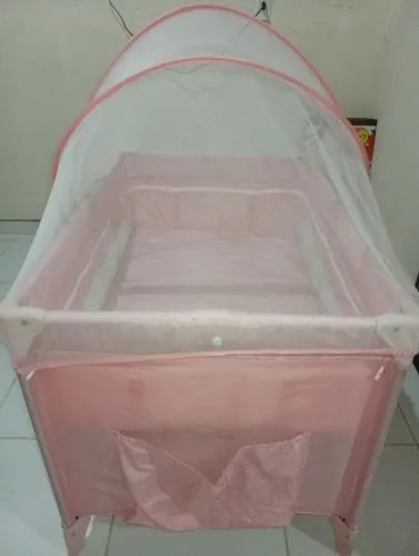 VENDE-SE Berço portátil Cosco completo.