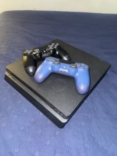 PS4 SLIM