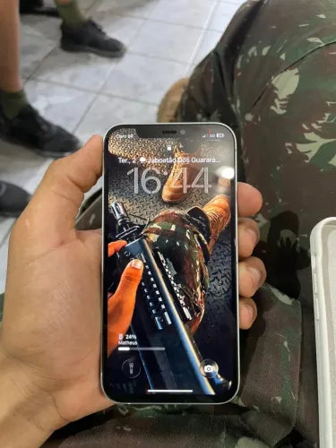iPhone 12 128gb semi novo