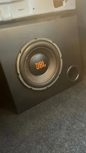 Caixa sub JBL 350 RMS 10P