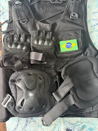 Colete preto