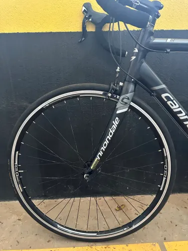 Cannondale CAAD8 Shimano 105 22v Tamanho 56 Speed Top