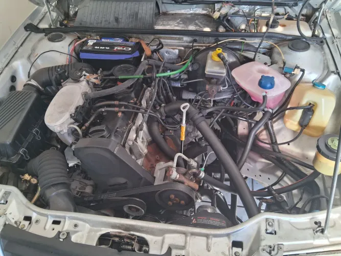 Volkswagen Santana 1.8 MI (álcool) 2003