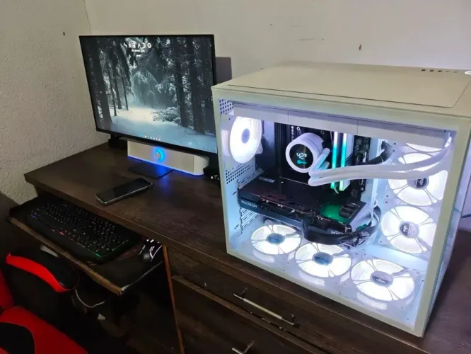 PC Gamer Ryzen 7 5700