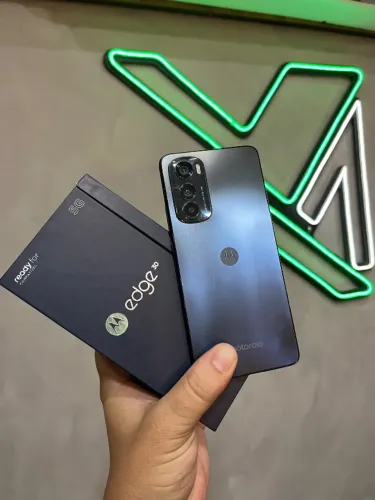 Motorola Edge 30 / SEMINOVO COM GARANTIA 