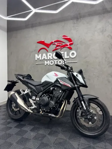 Honda CB 500 HORNET 2026
