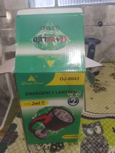 Lanterna de emergência.