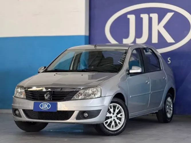 Renault Logan Expression Hi-flex 1.6 8V 4P 2013