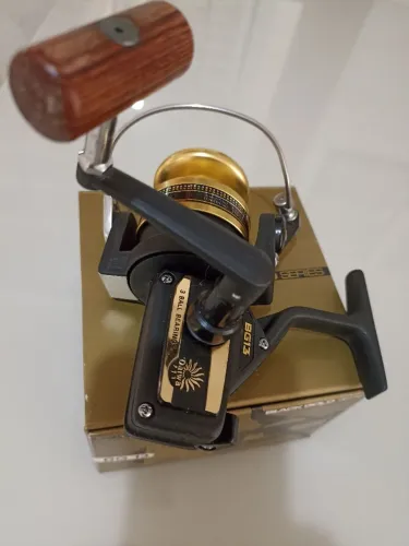 Molinete de pesca Daiwa BG 13 NOVO