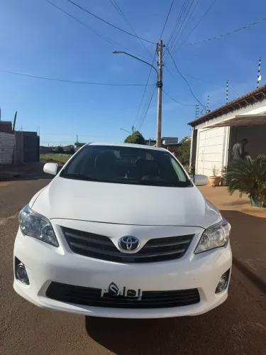 Toyota Corolla GLI 1.8 Flex 16V Aut. 2014