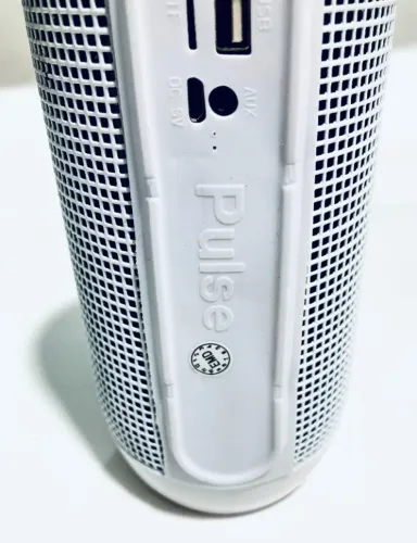 Caixa de som bluetooth portátil Pulse (COM DEFEITO)