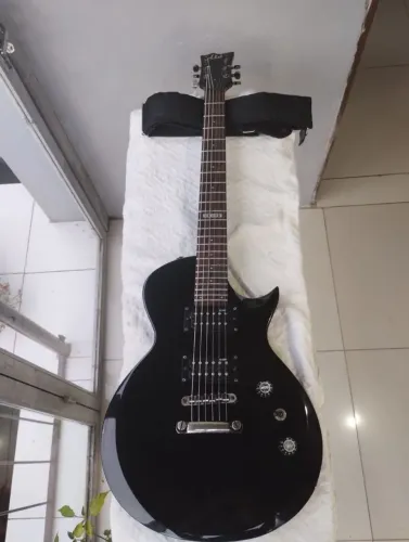 Guitarra LTD EC-10