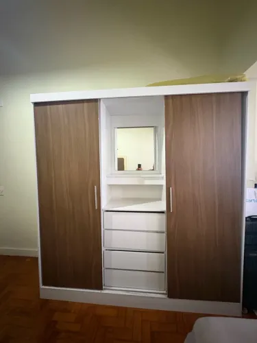 Guarda roupa
