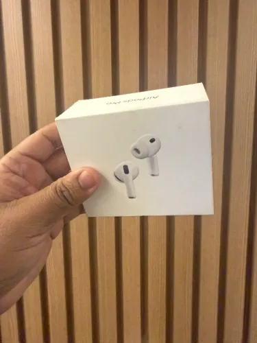 EXCELENTE APPLE AIRPODS PRO 3