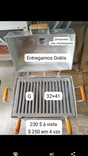 Churrasqueira Grande de Alumínio fundido com pegadores de madeira na Grelha 