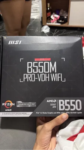 Placa-Mãe MSI B550M Pro-VDH WiFi AMD DDR4