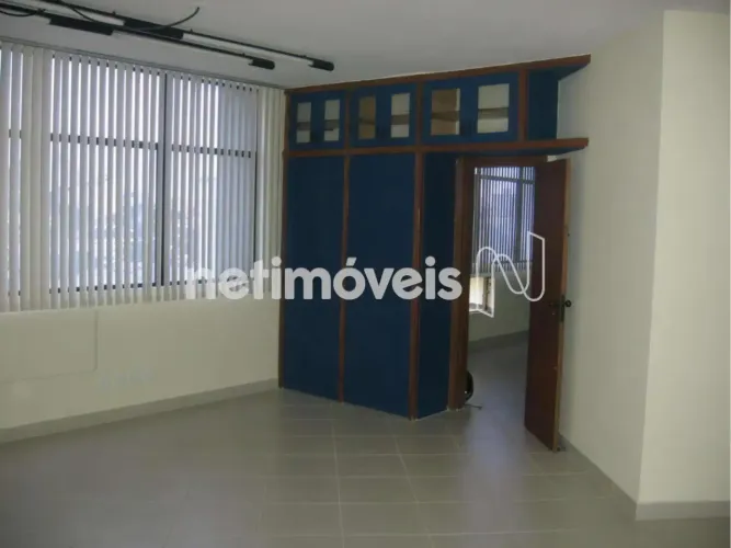 Oportunidade no Bairro Floresta: Duas Salas Comerciais com área construida de 65 m²; com G