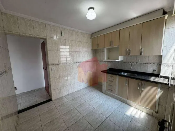 Apartamento com 2 dormitórios à venda, 62 m² por R$ 220.000,00 - Vila Galo - Americana/SP
