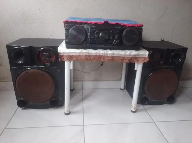 Som LG xboom 2.300w