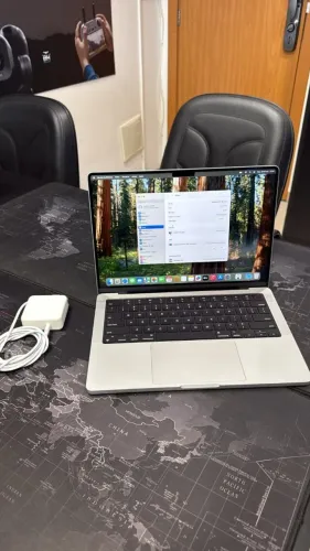 macbook pro m3 8gb 512gb apenas 3 ciclos como novo