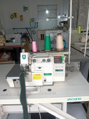 Overlock Industrial Zoje Direct Drive 