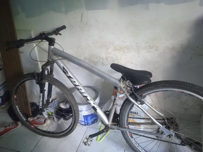 Bike esportiva aro 29