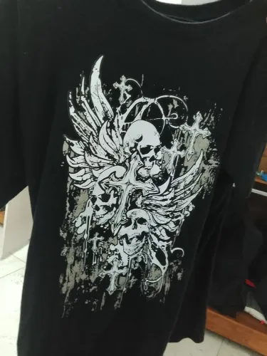 Camisa alternativa sk8 y2k gótica