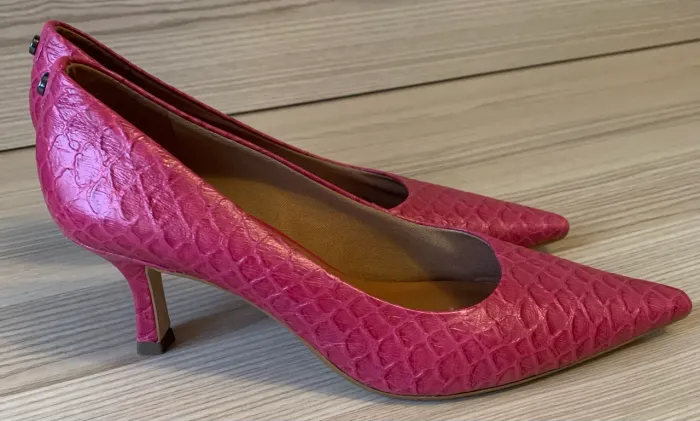 Sapato Scarpin Rosa Jorge Bischoff