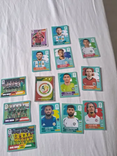 FIGURINHAS DA COPA EM TOTAL PROMOÇÃO.