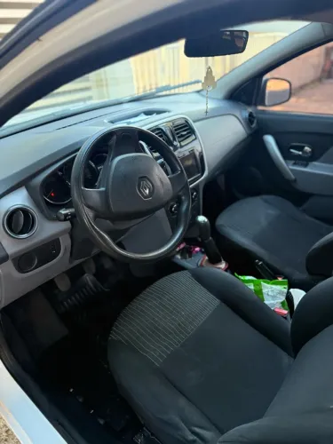 Renault Logan Expres./exp. UP Hi-flex 1.0 16V 4P 2014