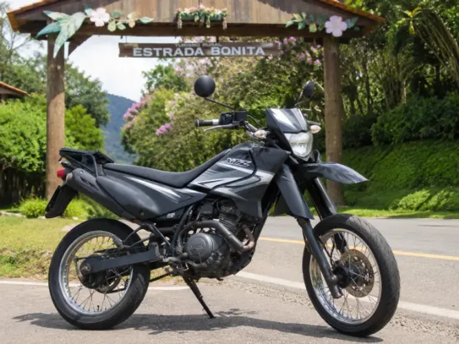 Yamaha XTZ 125X Motard 2011 Preta ? Documento em Dia, Moto de Uso Leve e Pronta para Rodar
