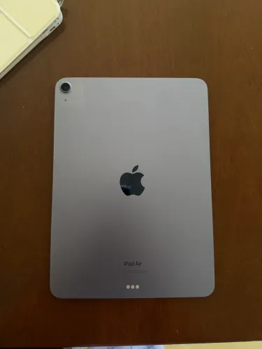 iPad Air 5 ROXO com capinha de teclado