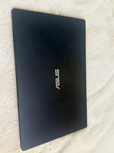 Notebook ASUS E510 