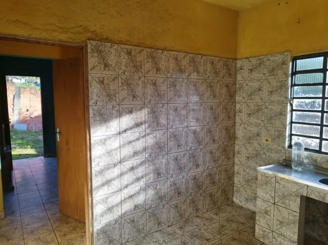 CASA NA VILA PEDREIRA (JUQUIÁ - SP) - TERRENO DE 400m² COM POMAR PRODUZINDO!