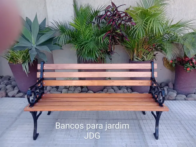 Bancos para jardim