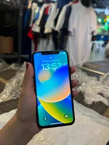 iPhone X