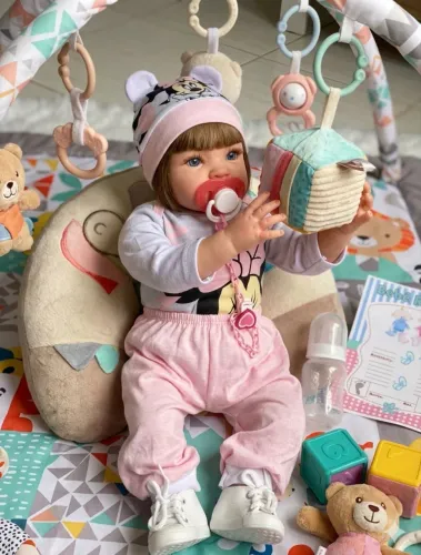 Bebê Reborn Cabelo e Cílios