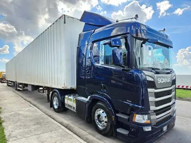 Scania R450 4x2 Ano 2019 Automático Ar Condicionado + Bitrem Baú 7 Eixos 30 mt Facchini 