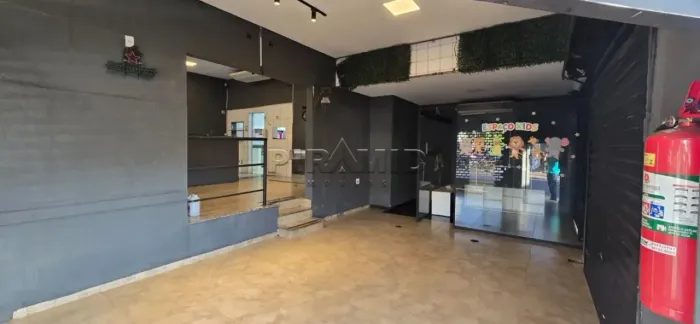 Salão comercial com 114,58m², bairro Campos Eliseos, Zona Leste de Ribeirão Preto/SP.