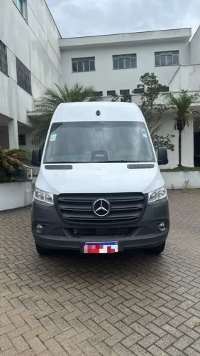 Mercedes-Benz Sprinter 417 Furgão Ext. L.t.a Die. (e6) 2026