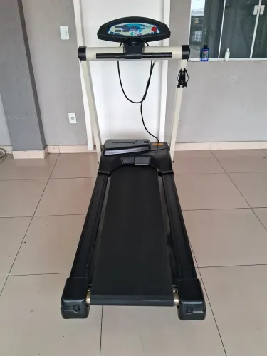 Esteira profissional movement lx 160 (impecavel)