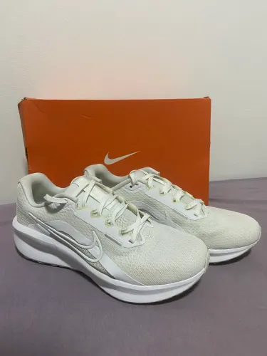 Tênis Nike Downshifter 13