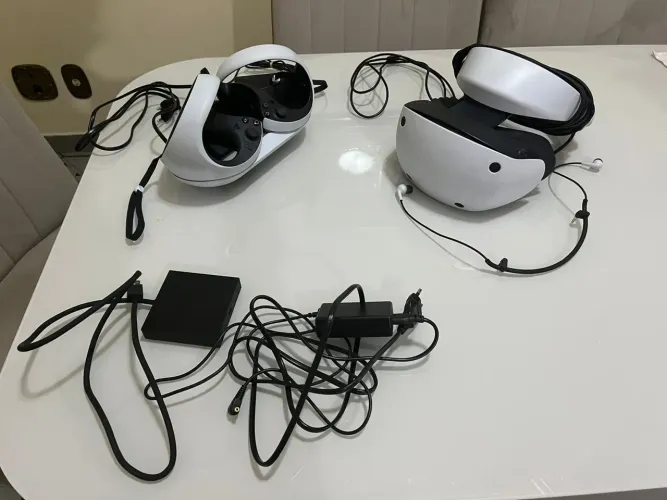 Kit PSVR2 + Volante Thrustmaster