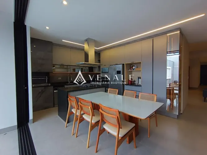 Casa à venda em Maringá, Jardim Alvorada, com 3 quartos, com 168.85 m²