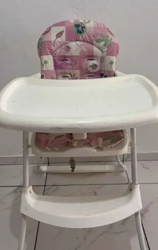 Cadeirinha de alimentação