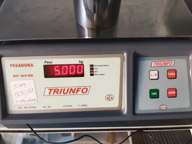 Balança Eletrônica Triunfo 30kg 2/5/10g tripla escala e tara sucessiva, lacre e garantia.