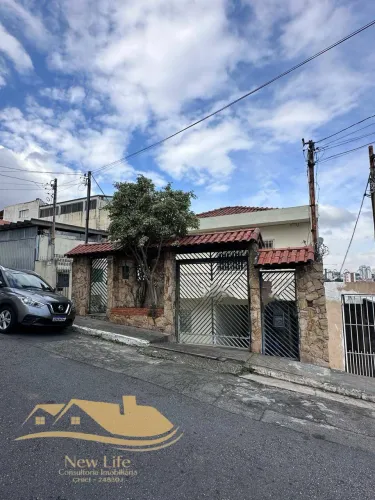 Excelente Oportunidade! 3 Casas no Mesmo Terreno com Renda Extra