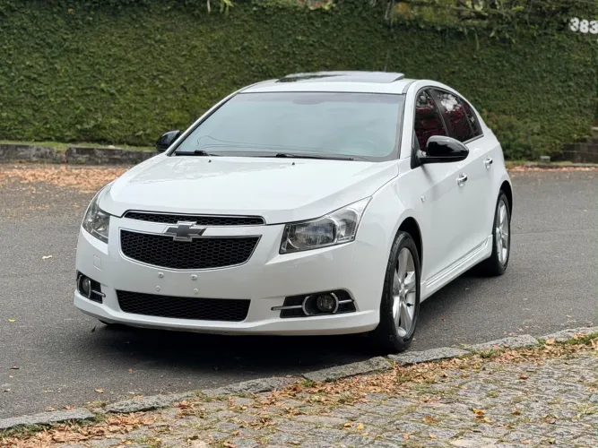 Chevrolet Cruze HB Sport LTZ 1.8 16V Flexp. 5P AUT 2014