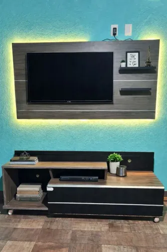 Rack com painel para TV com LED em volta